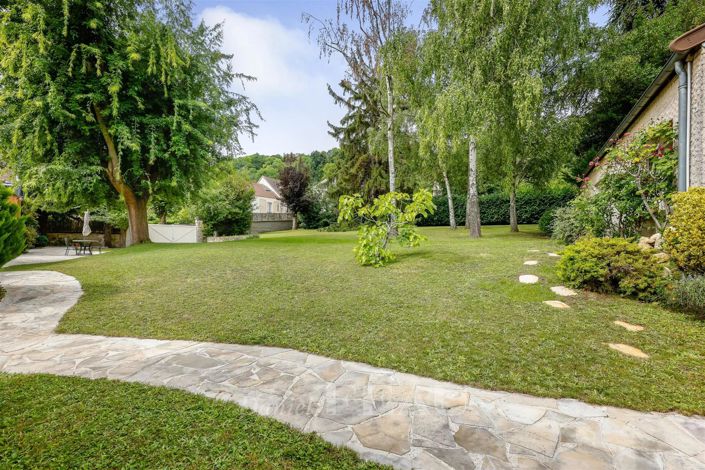 Image No.2-5 Bed House for sale