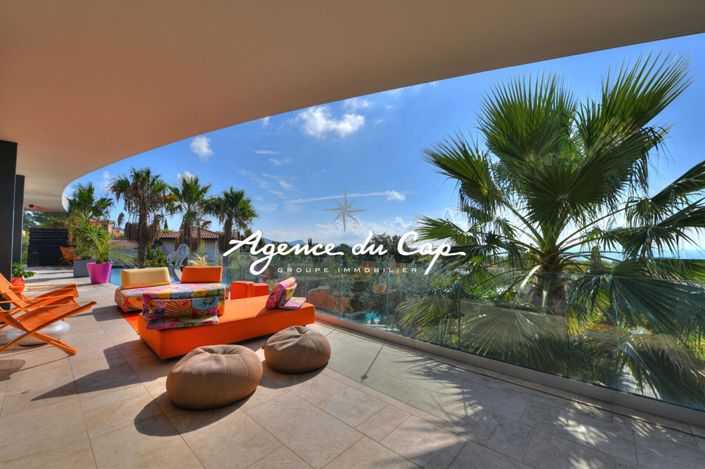 Image No.10-Propriété de 5 chambres à vendre à Saint-Raphael