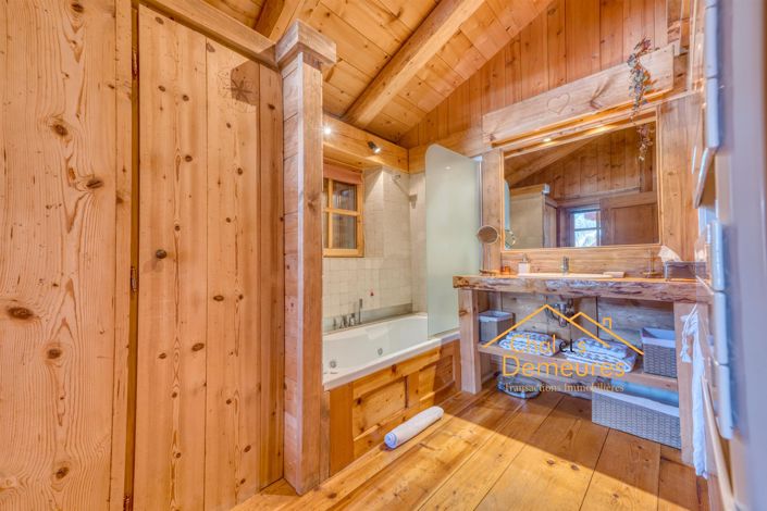 Image No.14-6 Bed House for sale