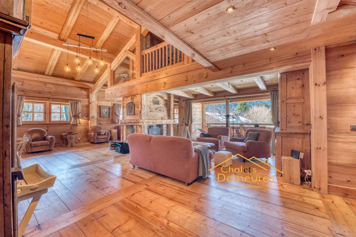 Image No.9-6 Bed House for sale