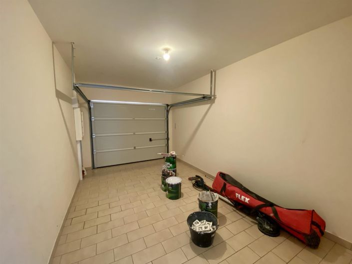 Image No.19-4 Bed House for sale