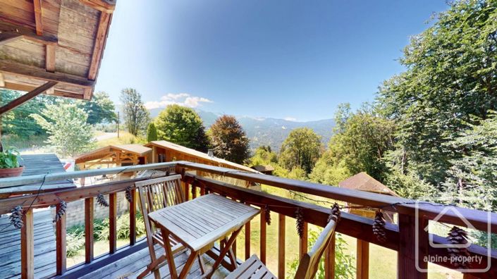 Image No.13-8 Bed Property for sale