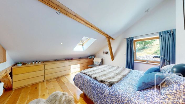 Image No.35-8 Bed Property for sale