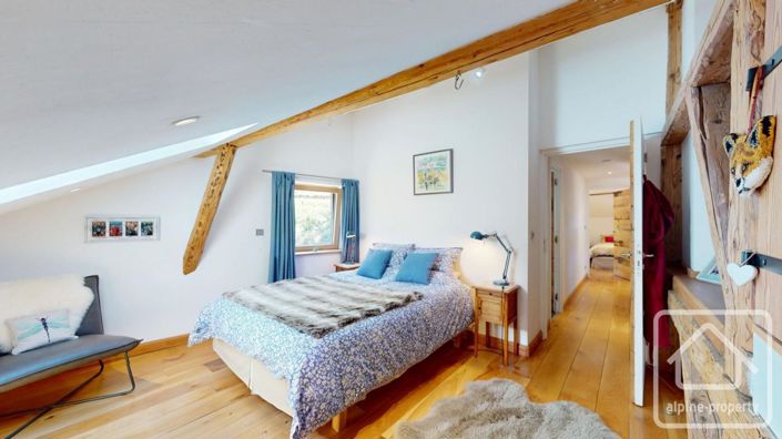 Image No.36-8 Bed Property for sale