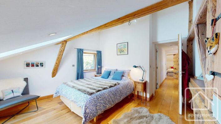 Image No.36-8 Bed Property for sale