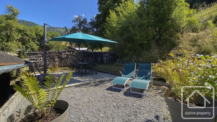 Image No.64-8 Bed Property for sale