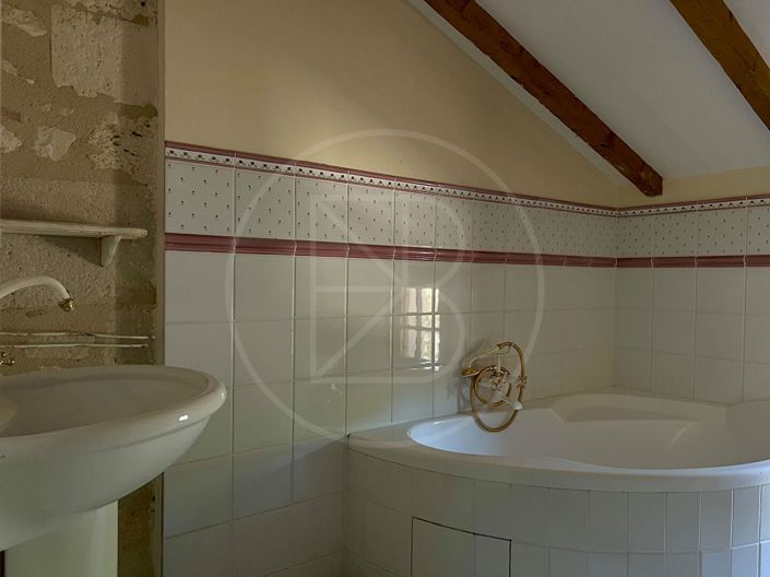 Image No.14-3 Bed House for sale