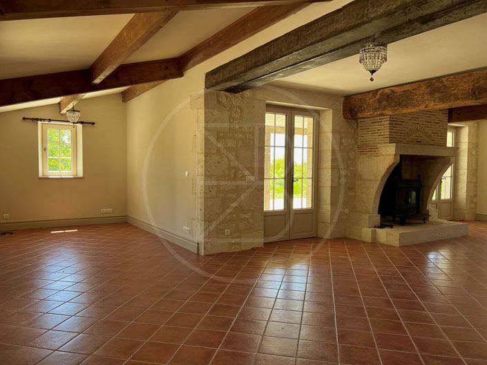 Image No.5-3 Bed House for sale