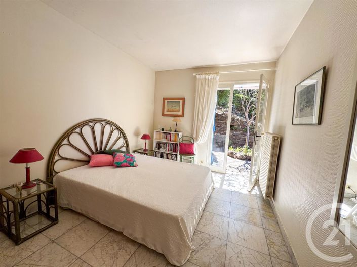 Image No.13-5 Bed House for sale