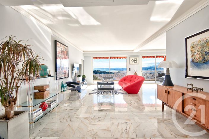 Image No.4-3 Bed Apartment for sale