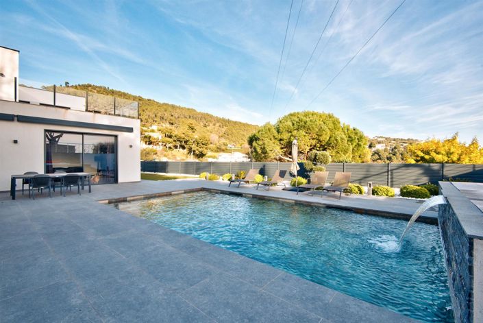 Image No.3-Maison de 4 chambres à vendre à Tourrette-Levens