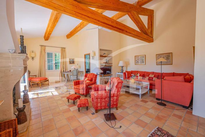 Image No.13-8 Bed House for sale