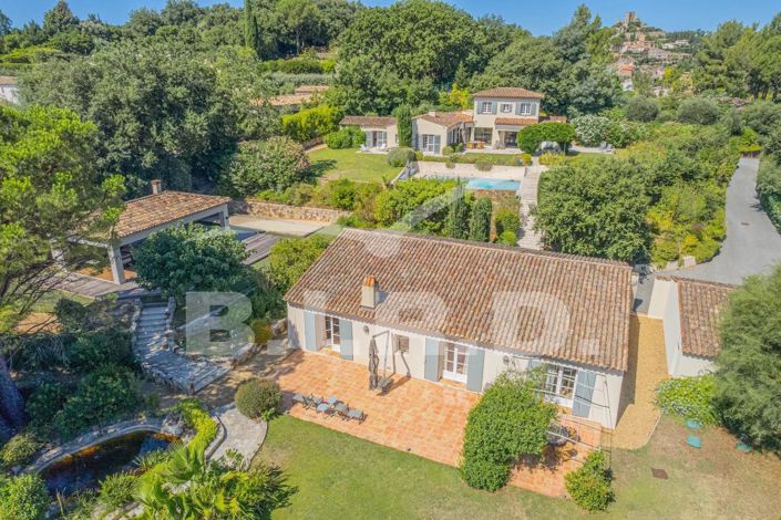 Image No.2-Maison de 8 chambres à vendre à Grimaud