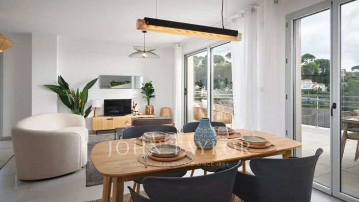 Image No.5-4 Bed Apartment for sale