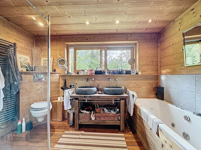 Image No.10-5 Bed House for sale