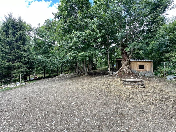 Image No.20-5 Bed House for sale