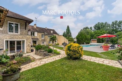 1 - Luzarches, House