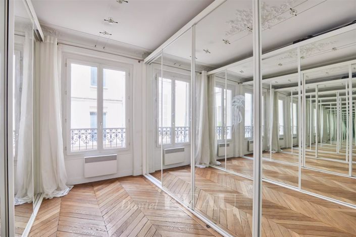 Image No.5-Appartement de 2 chambres à vendre à Paris