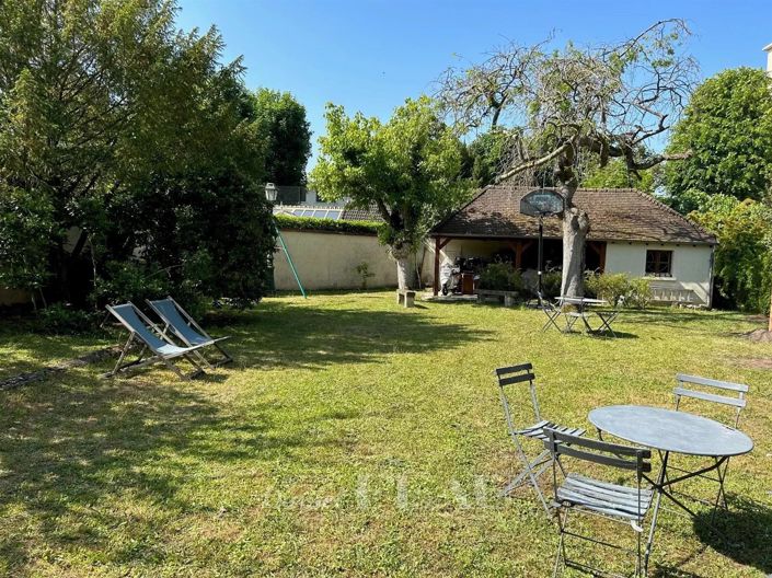 Image No.1-Maison de 6 chambres à vendre à Chatou