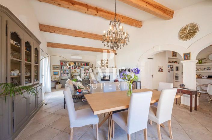 Image No.4-4 Bed House for sale