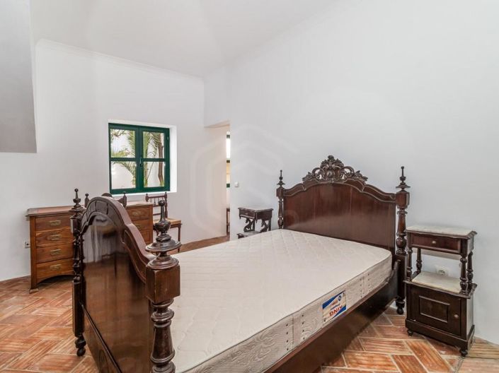 Image No.15-7 Bed House for sale