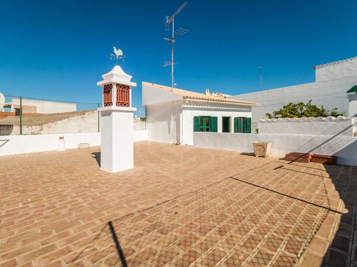 Image No.37-7 Bed House for sale