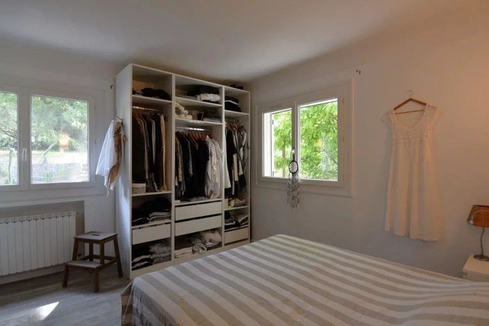 Image No.12-3 Bed House for sale