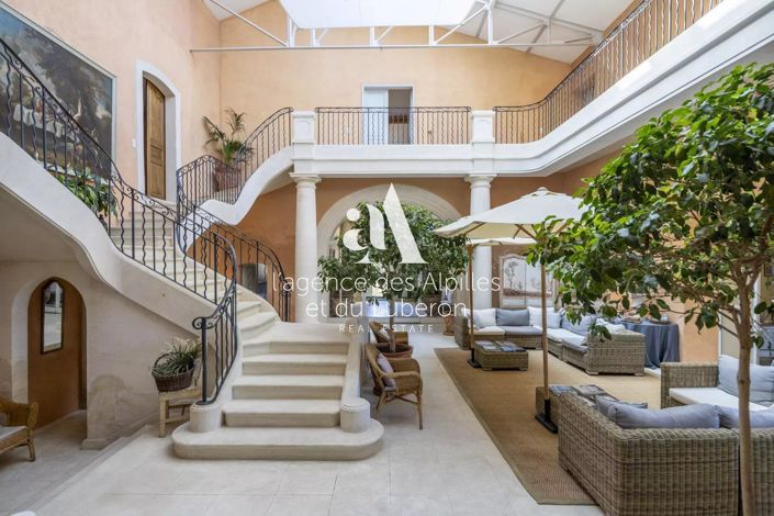 Image No.12-10 Bed House for sale