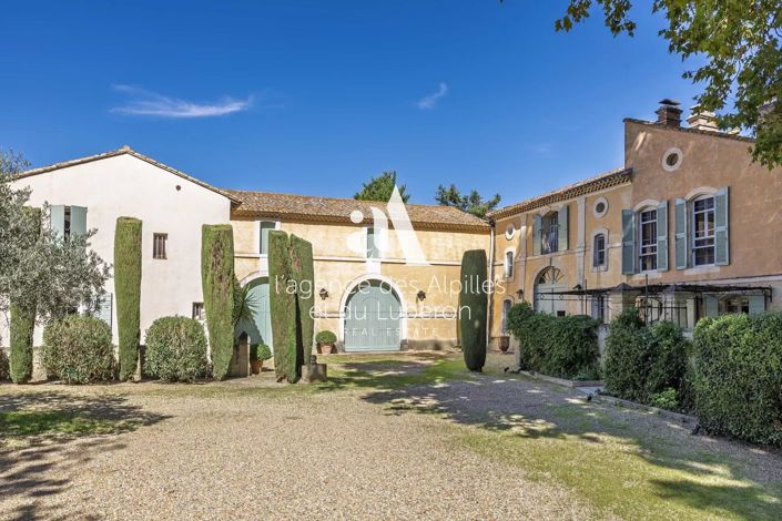 Image No.36-10 Bed House for sale