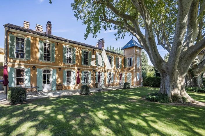 Image No.37-10 Bed House for sale