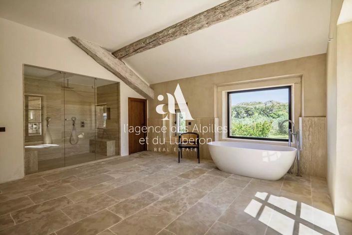 Image No.11-9 Bed House for sale