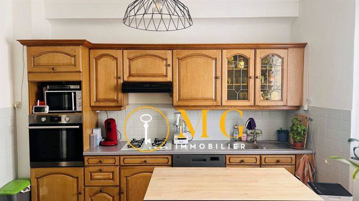 Image No.1-3 Bed House for sale