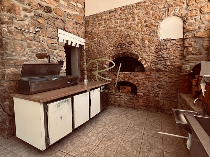 Image No.6-2 Bed House for sale