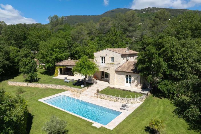 Image No.3-10 Bed House for sale