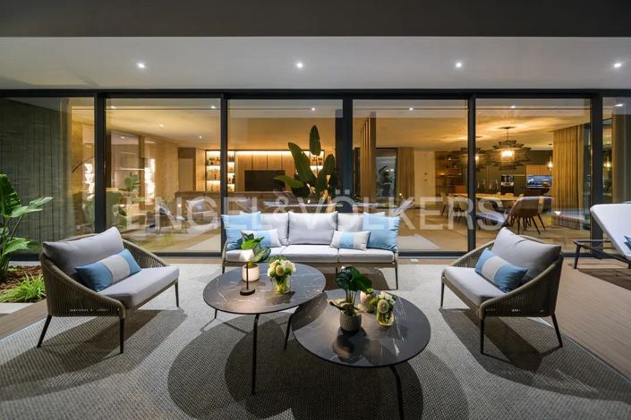 Image No.22-5 Bed House for sale