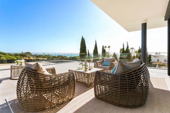 Image No.44-5 Bed House for sale