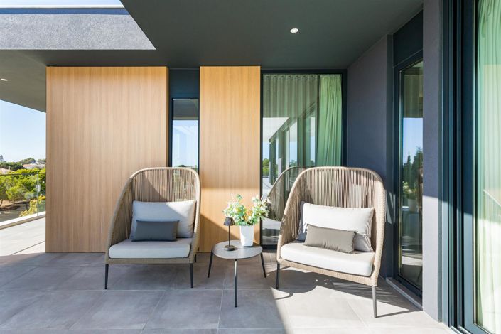 Image No.57-5 Bed House for sale