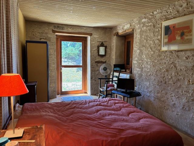 Image No.13-4 Bed House for sale