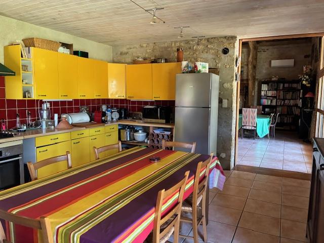 Image No.8-4 Bed House for sale