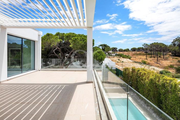 Image No.24-3 Bed House for sale