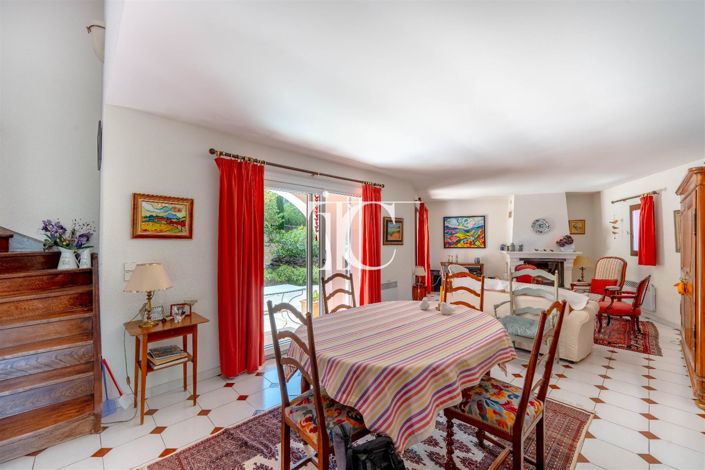 Image No.7-3 Bed House for sale