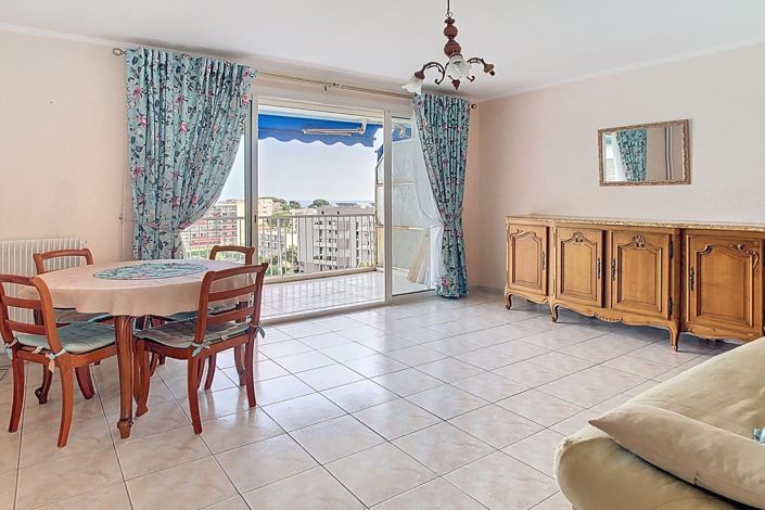 Image No.1-Appartement de 1 chambre à vendre à Antibes