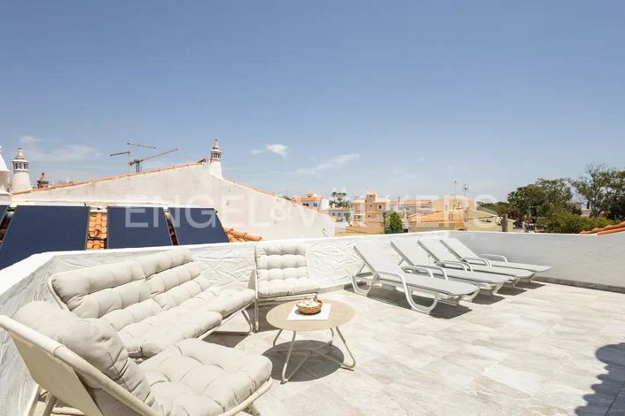 Image No.51-7 Bed House for sale