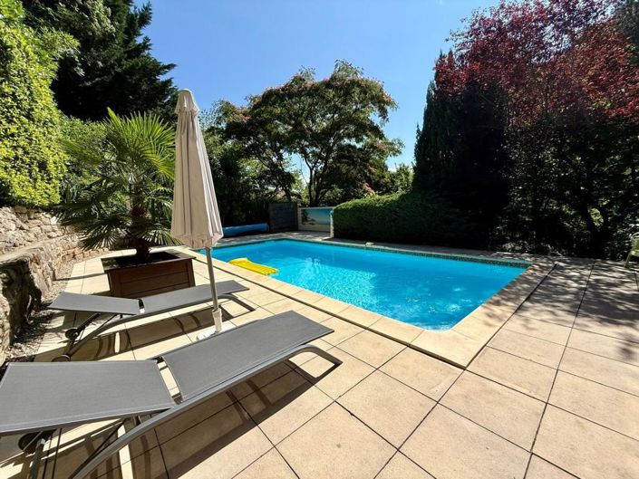 Image No.4-5 Bed House for sale