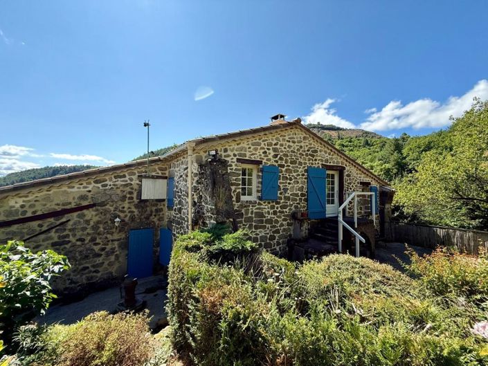 Image No.7-5 Bed House for sale