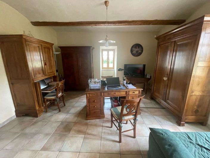 Image No.12-4 Bed House for sale