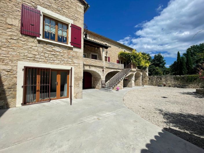 Image No.2-Maison de 4 chambres à vendre à Barjac