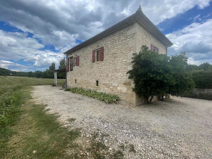 Image No.6-4 Bed House for sale