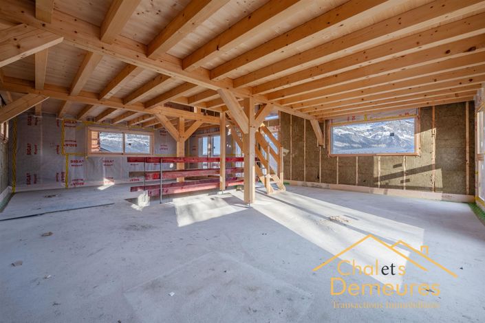 Image No.1-5 Bed House for sale