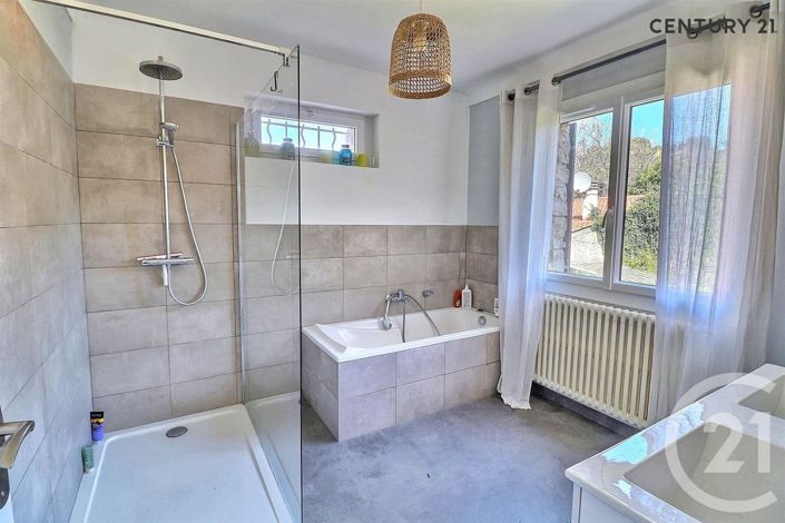 Image No.10-4 Bed House for sale